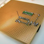 Lauflicht PIC 16F688 mit SMD LEDs auf Lochraster - www.michael-floessel.de